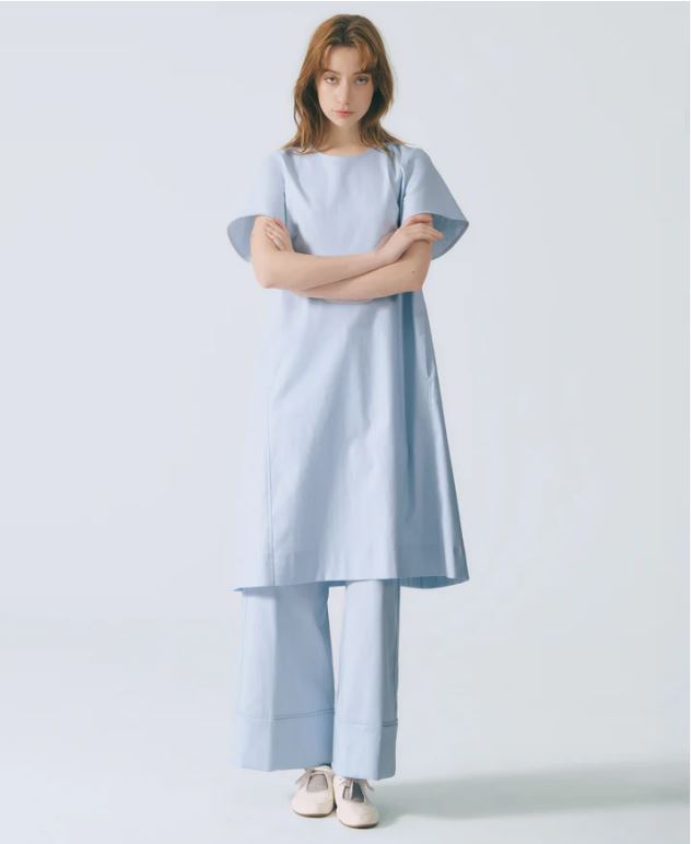 UUIN-俐落剪裁長洋裝(藍色)